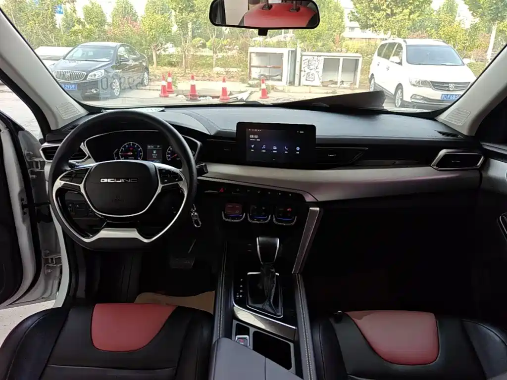 BAIC X3 — миниатюра 10
