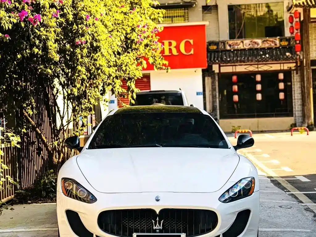 Maserati GranTurismo — миниатюра 2
