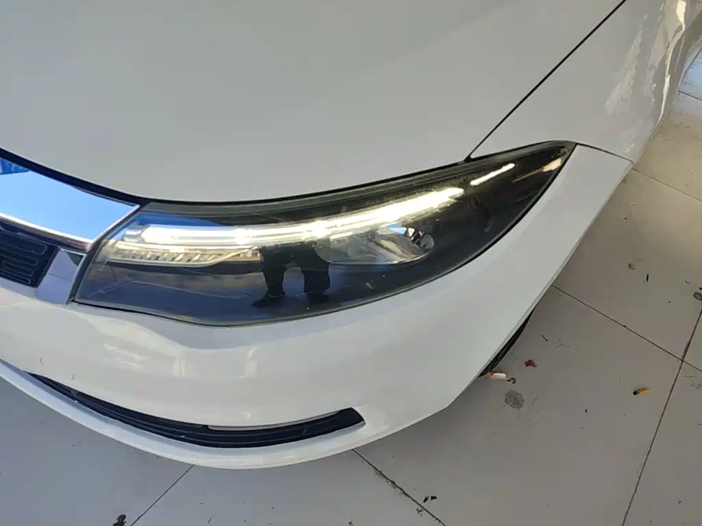 Qoros Qoros 3 — миниатюра 24
