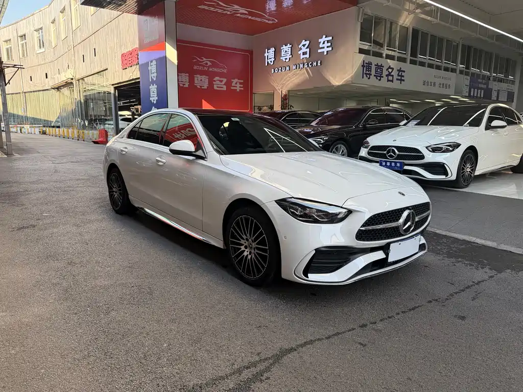 Mercedes-Benz C-Class — миниатюра 3