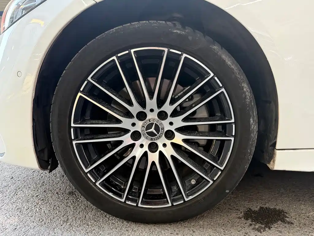 Mercedes-Benz C-Class — миниатюра 5