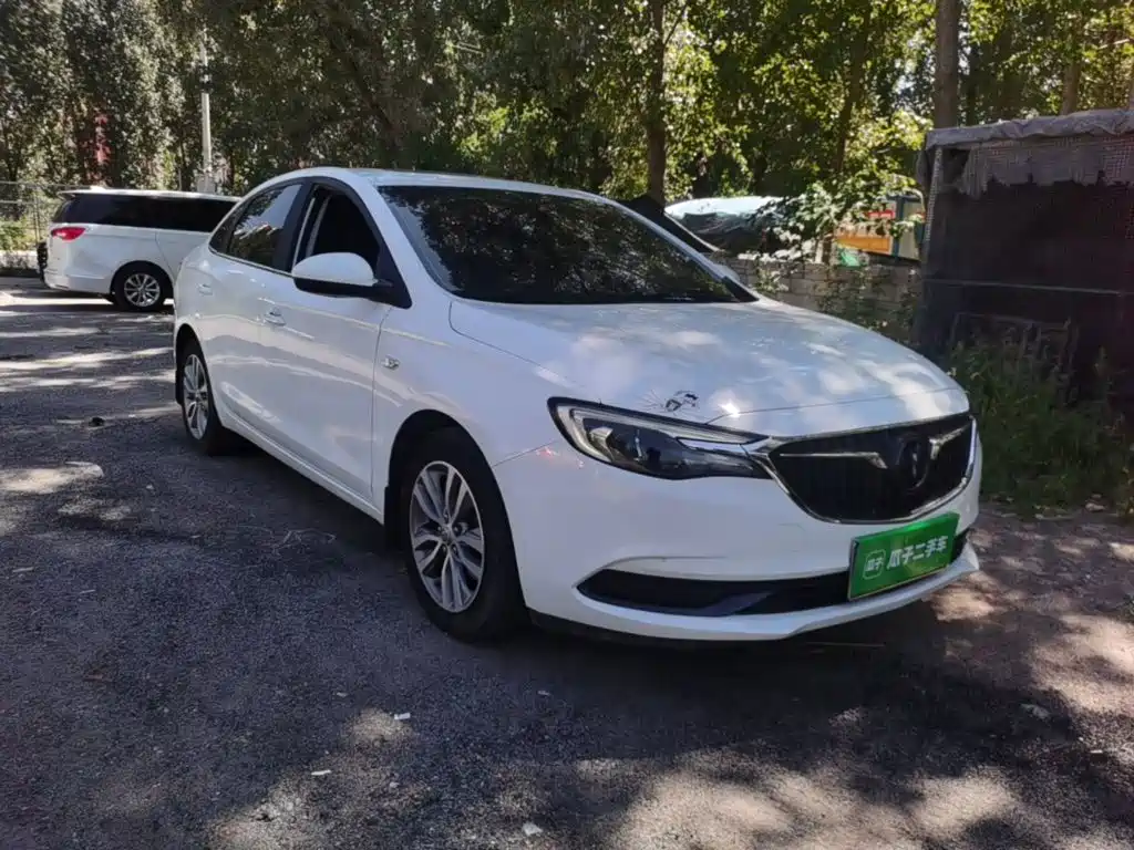 Buick Excelle — миниатюра 4