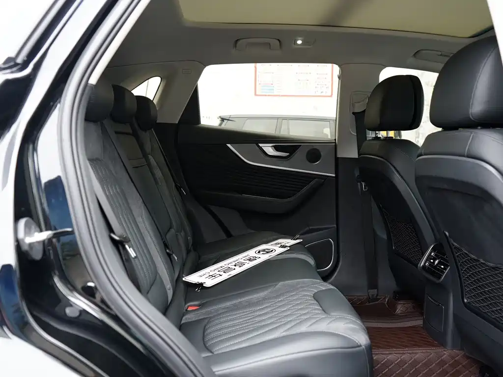 Hongqi Hongqi HS5 — миниатюра 6