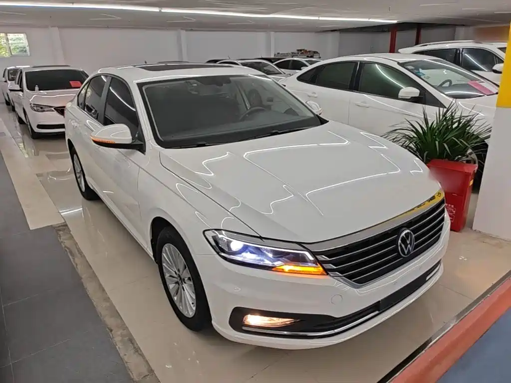 Volkswagen Lavida — миниатюра 4
