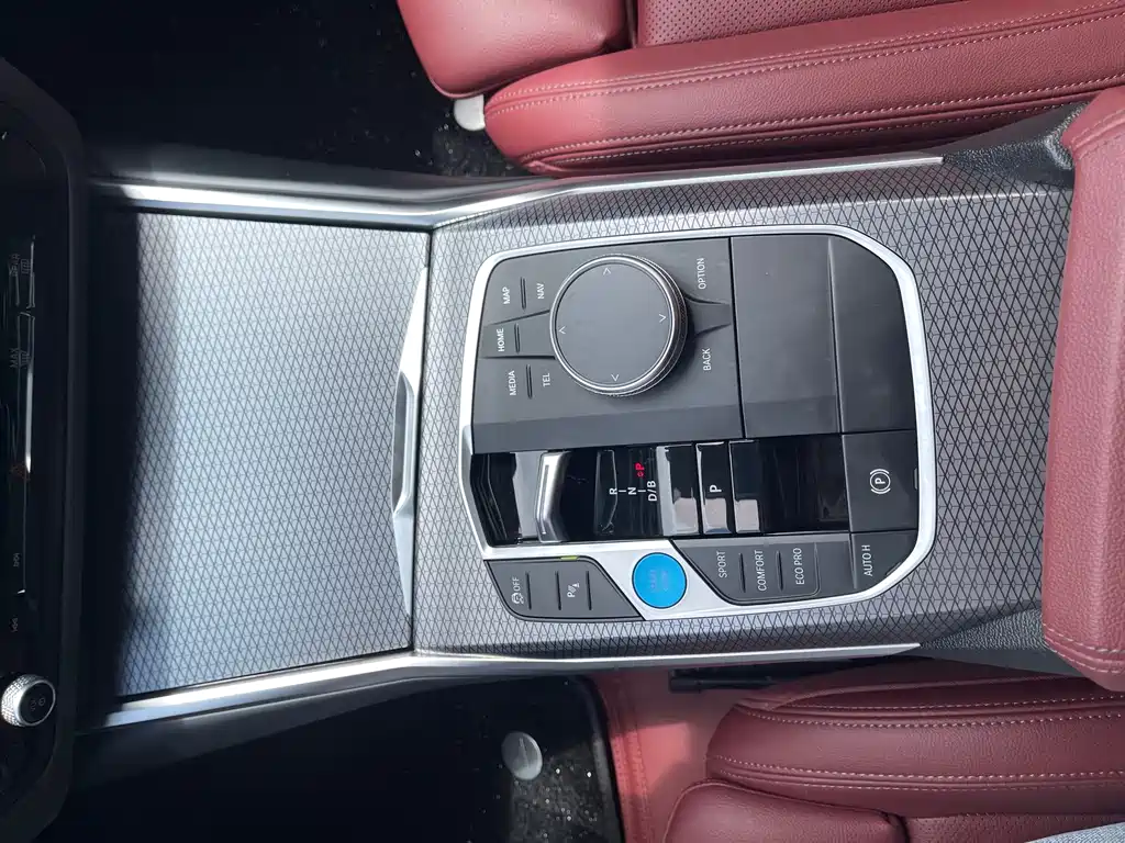 BMW i3 — миниатюра 12