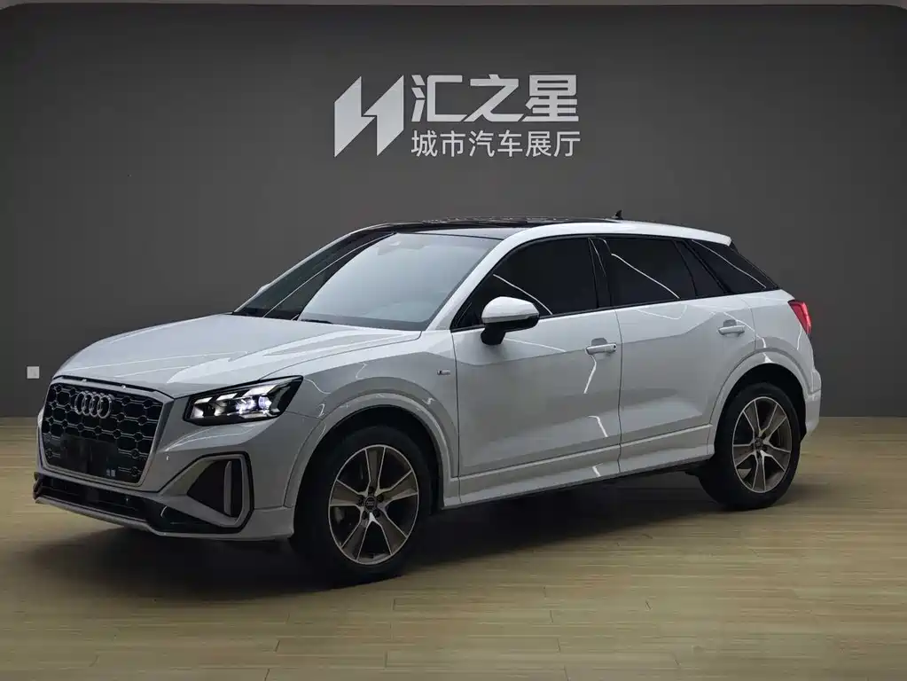 Audi Q2L 2024