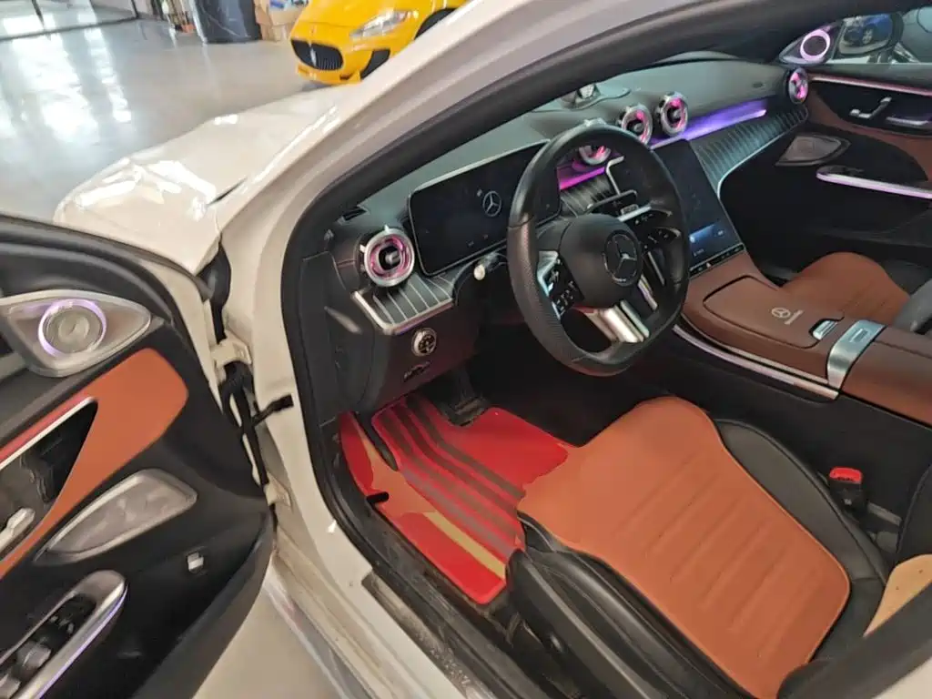 Mercedes-Benz C-Class — миниатюра 16
