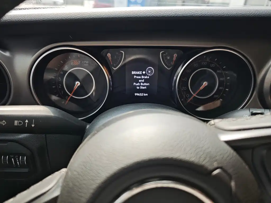 Jeep Wrangler — миниатюра 12