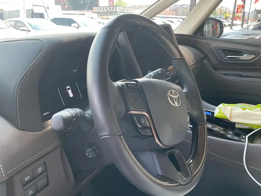 Toyota Alphard 2024 2.5L Premium