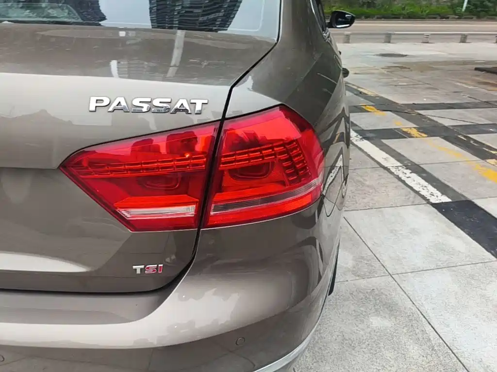 Volkswagen Passat — миниатюра 8