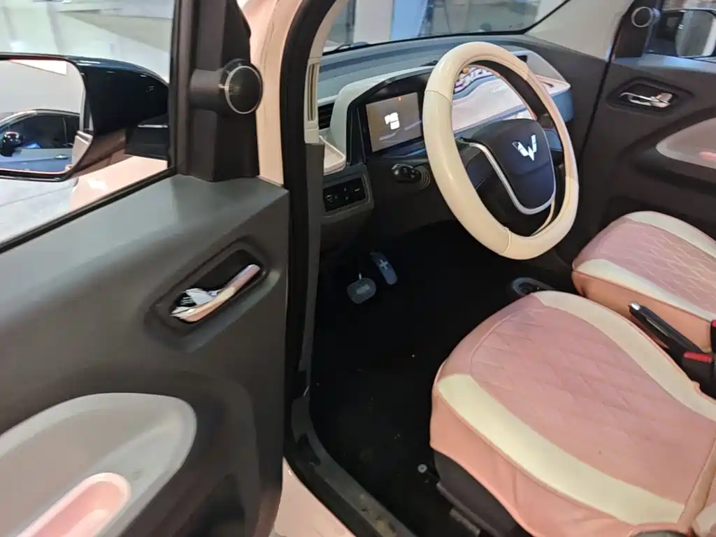 Wuling MINIEV — миниатюра 16