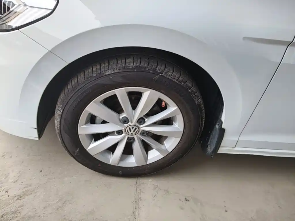 Volkswagen Bora — миниатюра 23