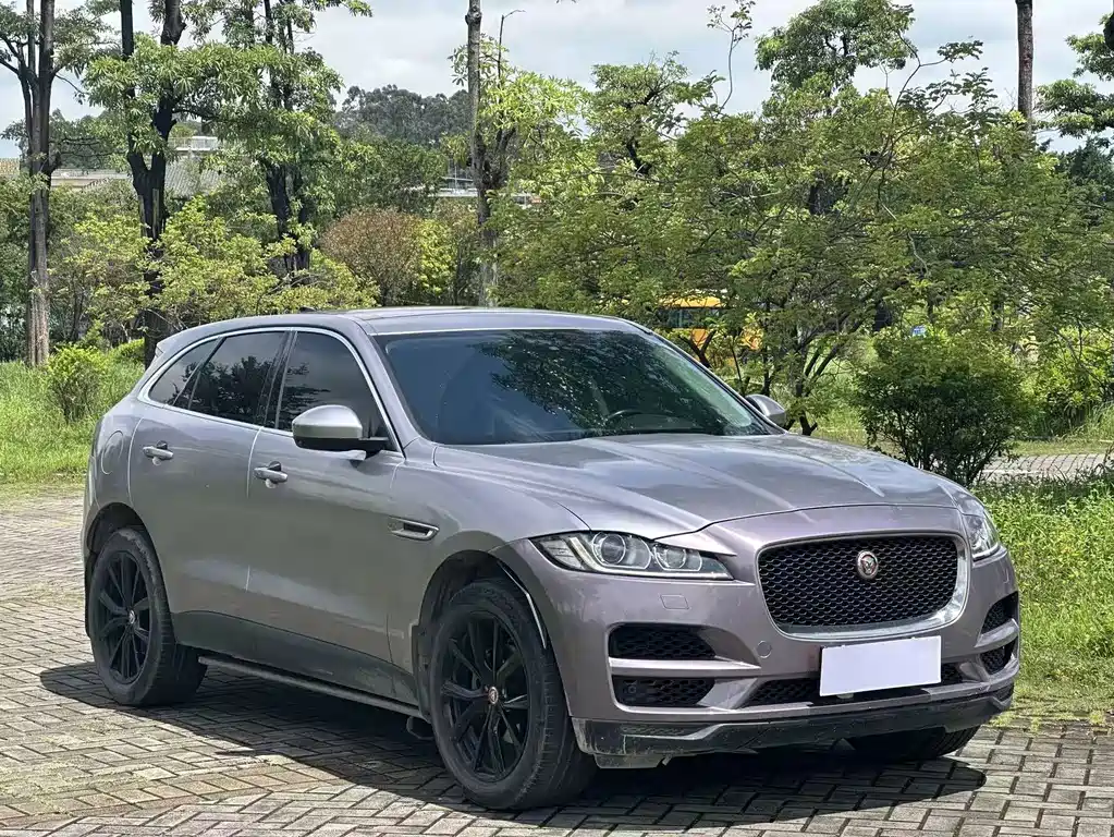 Jaguar F-PACE — миниатюра 3