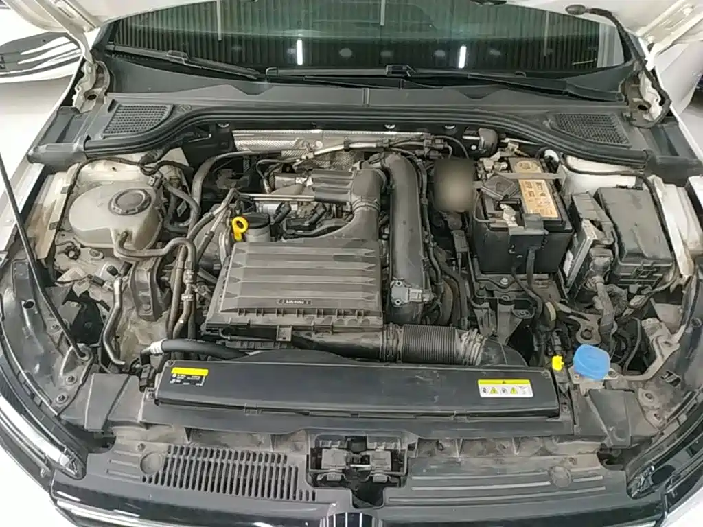 Volkswagen Golf — миниатюра 20
