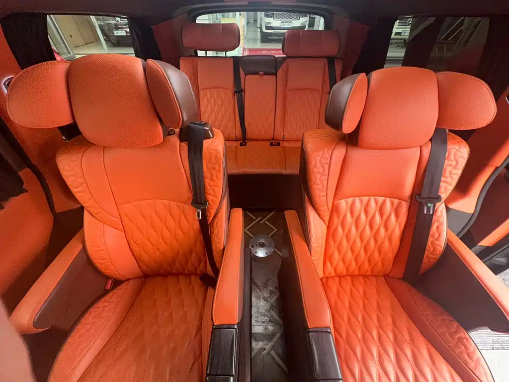 Mercedes-Benz V-Class — миниатюра 13