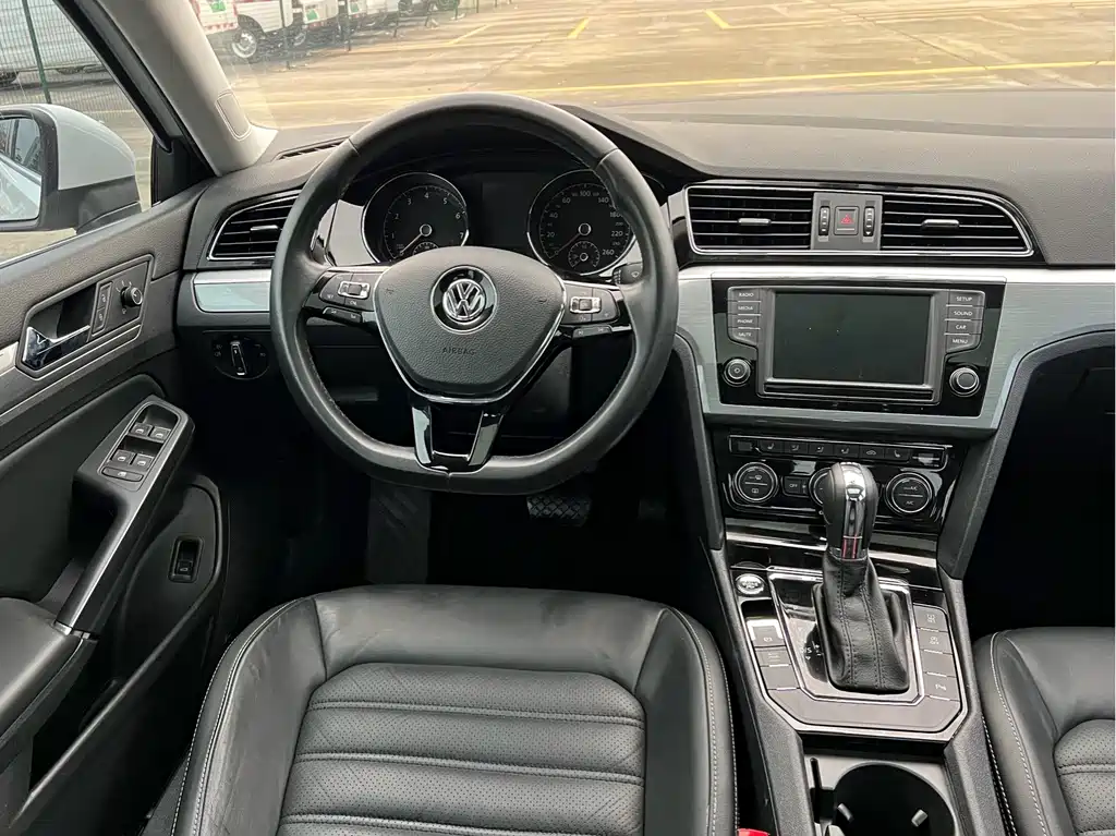 Volkswagen Lamando — миниатюра 7