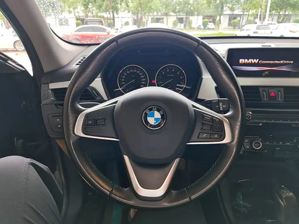 BMW X1 — миниатюра 11