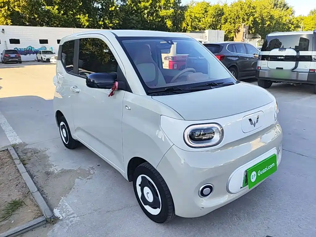 Wuling MINIEV — миниатюра 4