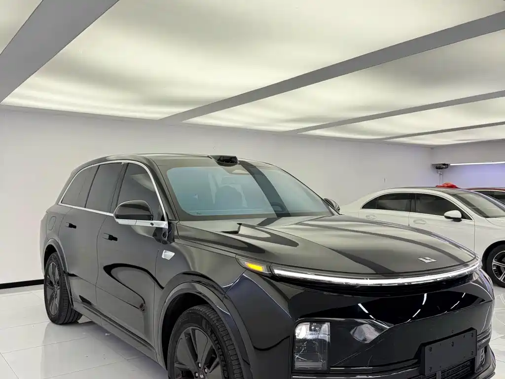 Li Auto Li L8 — миниатюра 3