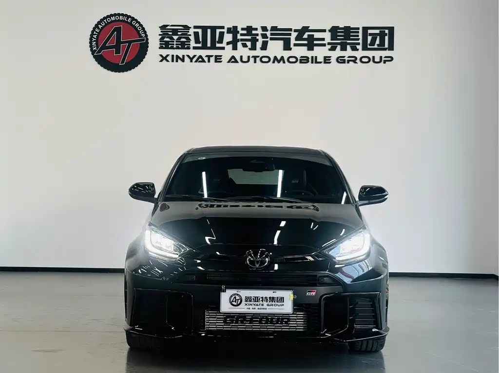 Toyota GR YARIS 2025 GR