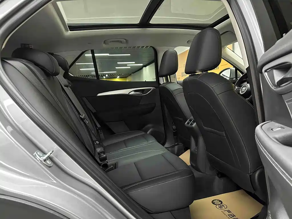 Buick Envision S — миниатюра 11