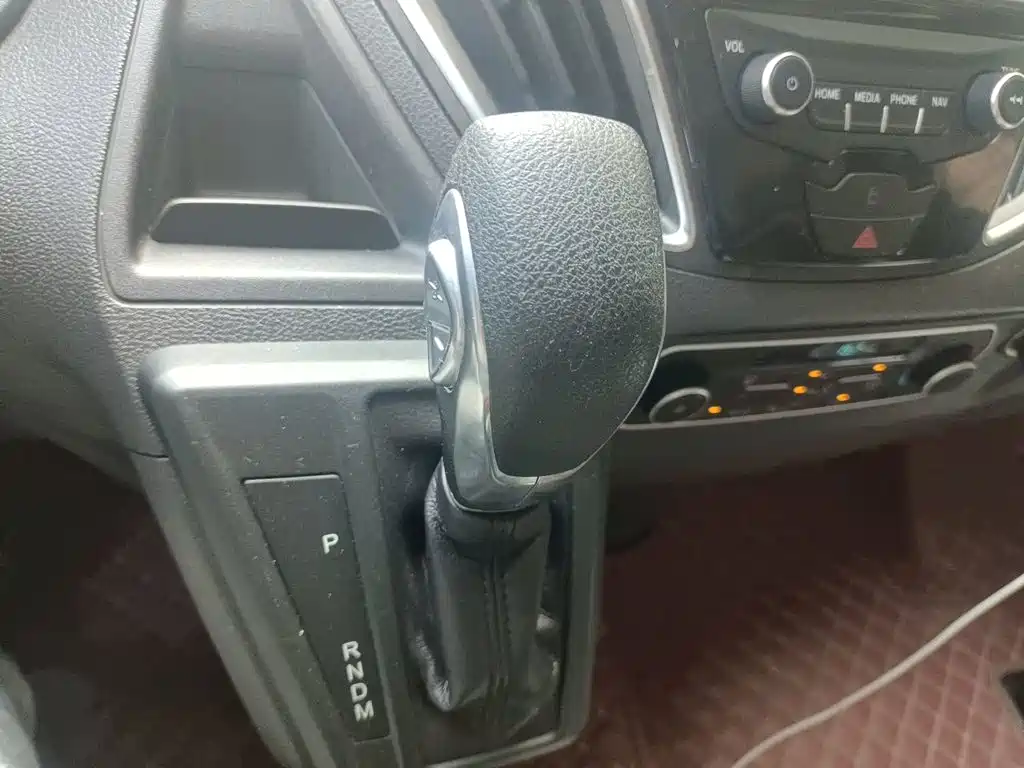 Ford Tourneo — миниатюра 15