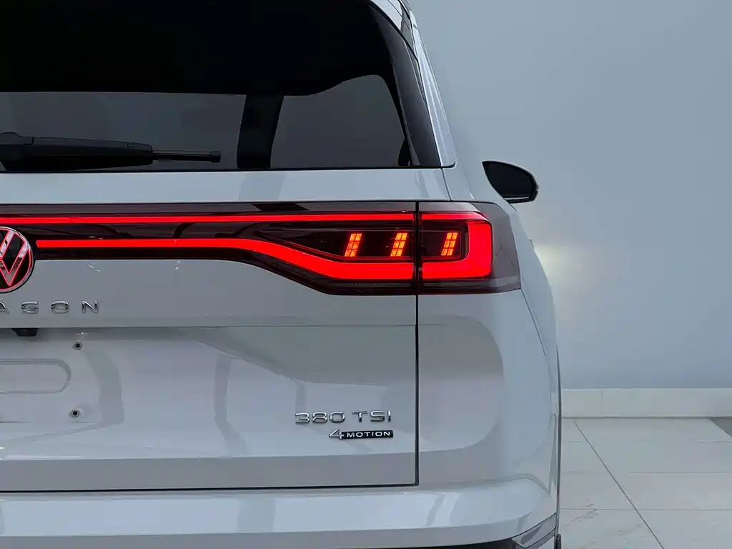 Volkswagen Talagon — миниатюра 7