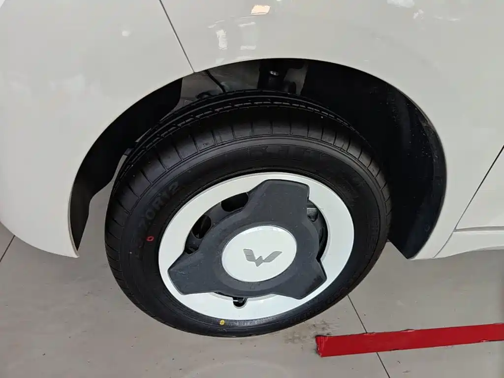 Wuling MINIEV — миниатюра 23