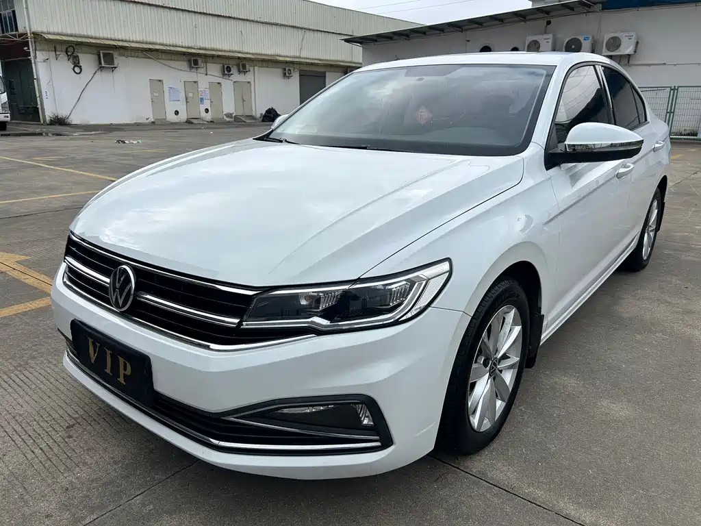 Volkswagen Bora 2021