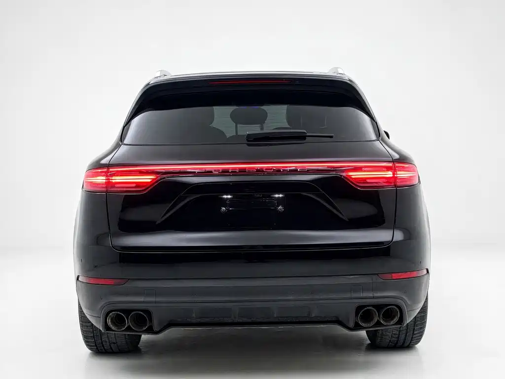 Porsche Cayenne — миниатюра 5