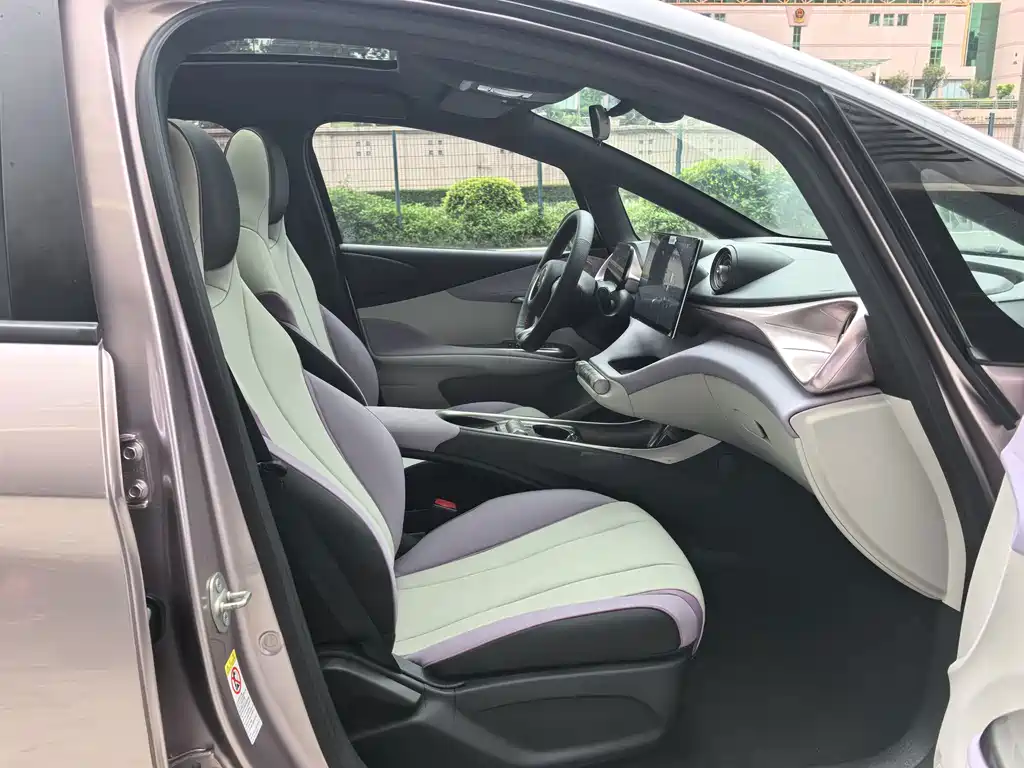 BYD Dolphin — миниатюра 7