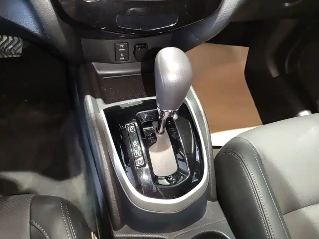 Nissan Qashqai — миниатюра 14