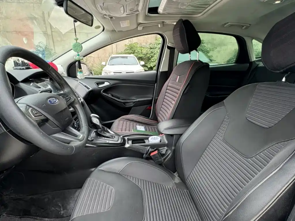 Ford Focus — миниатюра 12