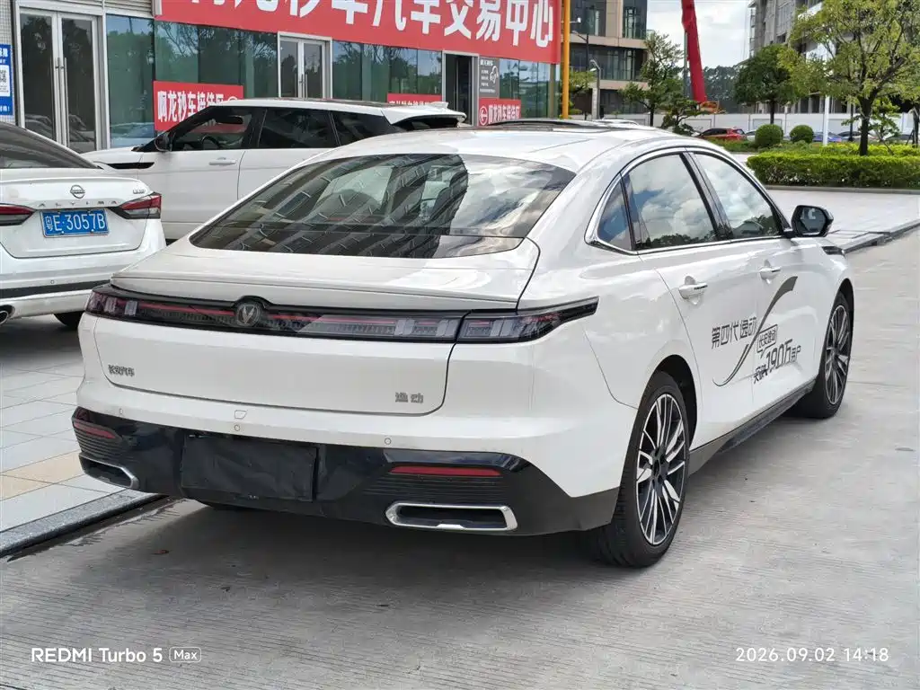 Changan Eado — миниатюра 9
