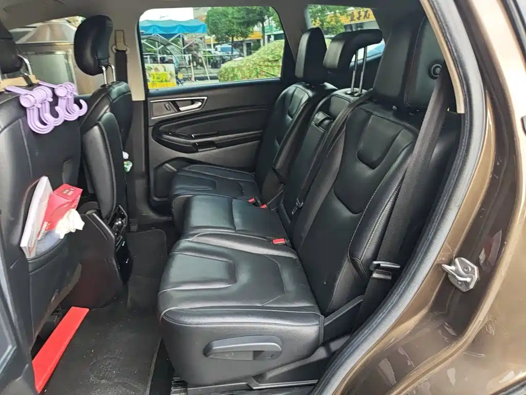 Ford Edge — миниатюра 15