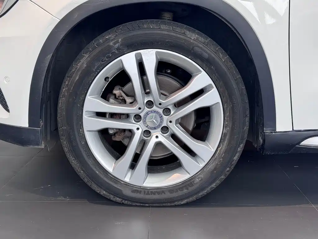 Mercedes-Benz GLA — миниатюра 11