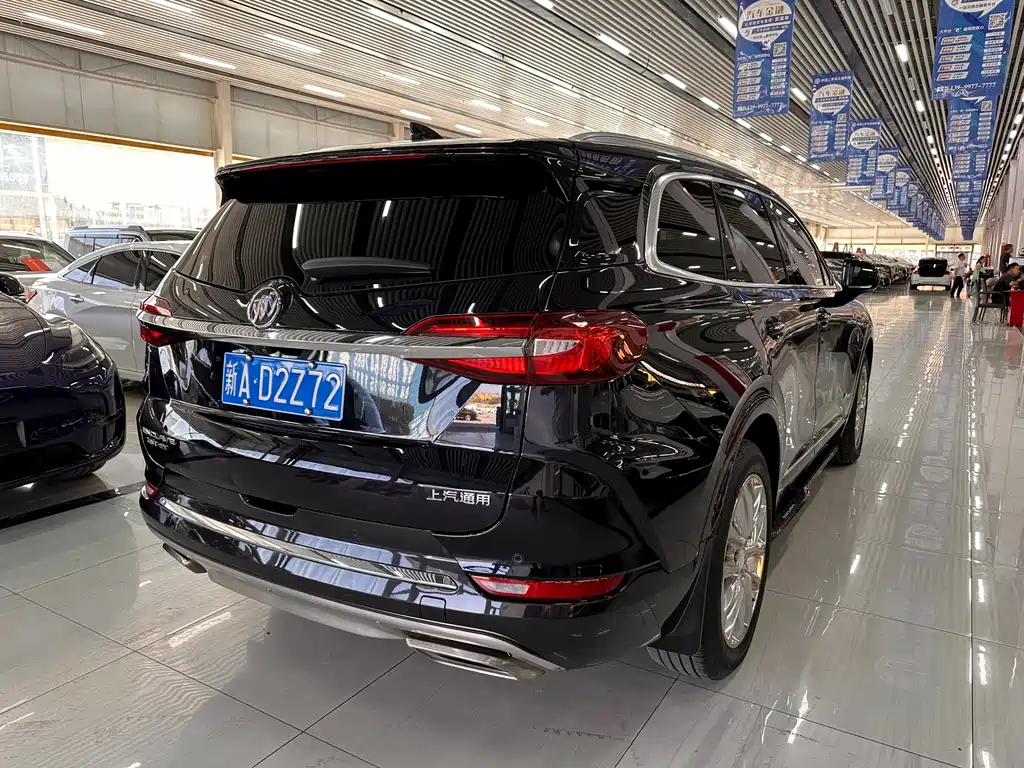 Buick Enclave — миниатюра 6