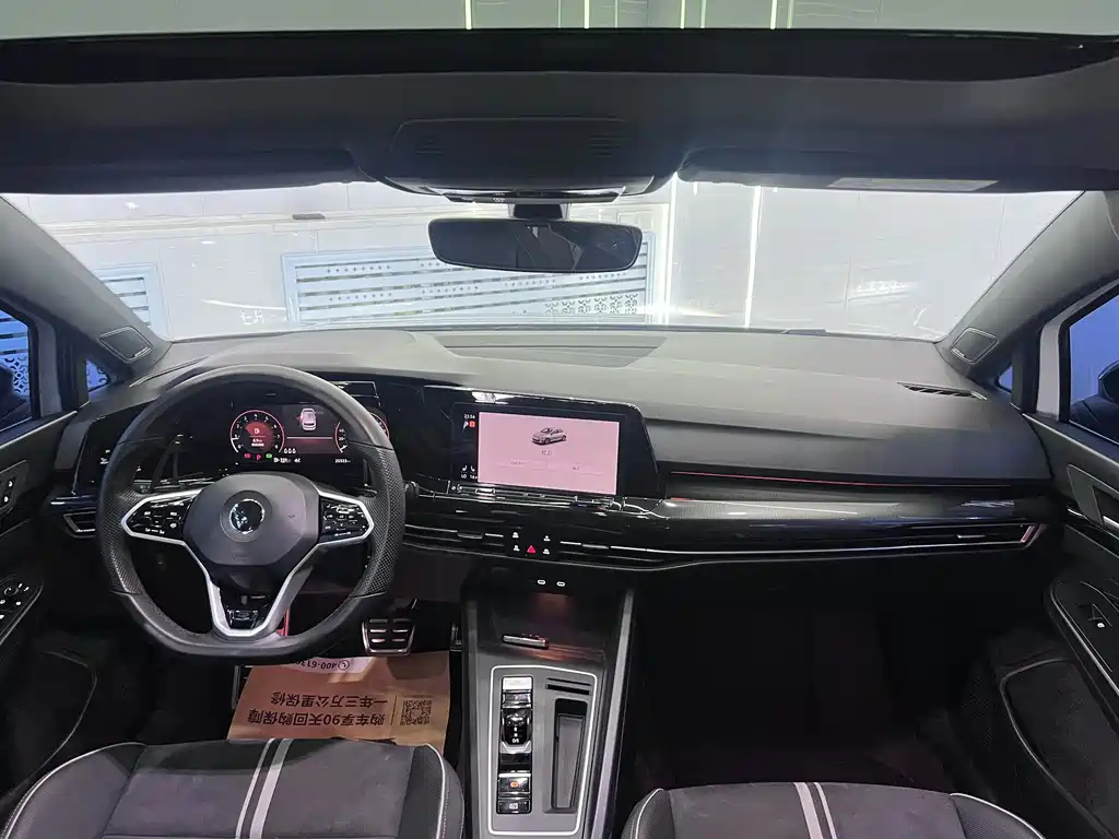 Volkswagen Golf — миниатюра 18