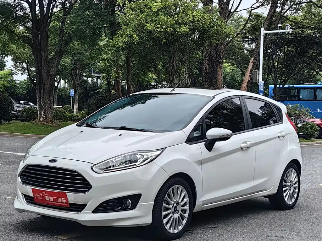 Купить Ford Fiesta