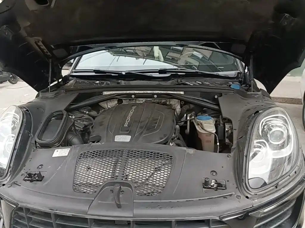 Porsche Macan — миниатюра 20