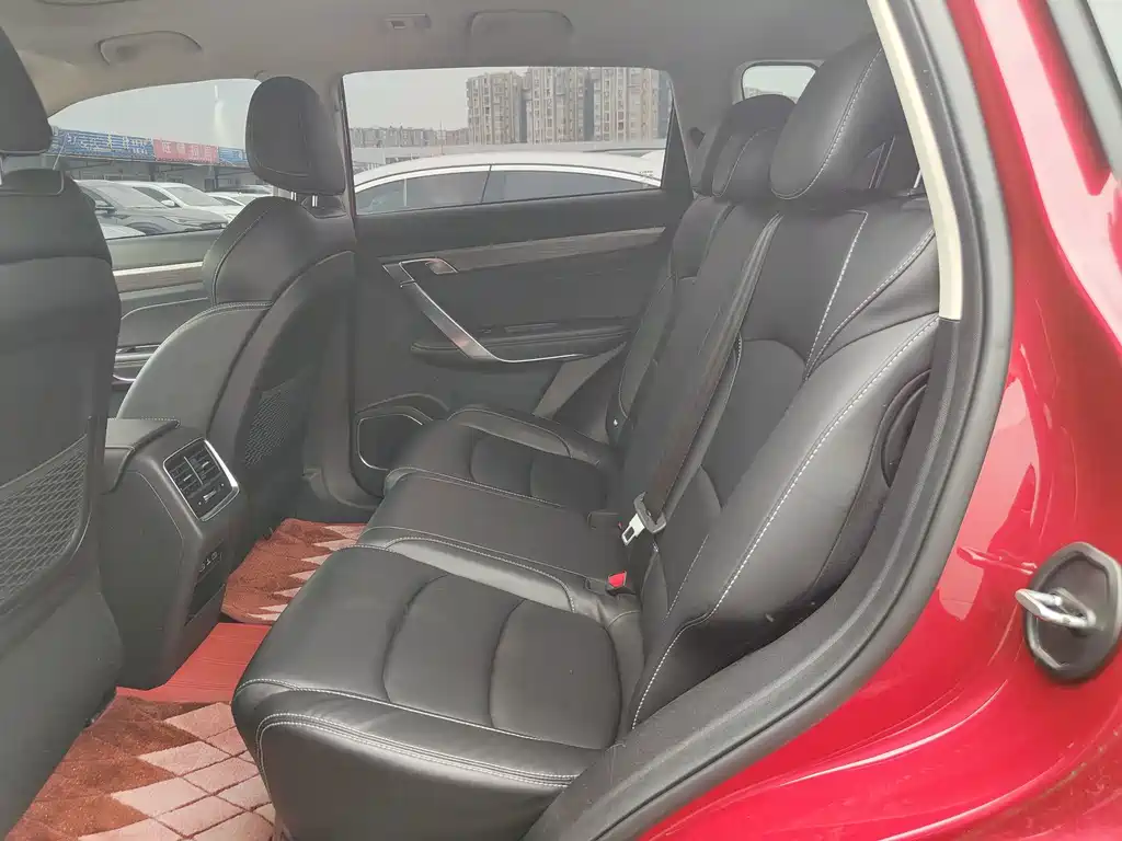 Geely Boyue — миниатюра 7