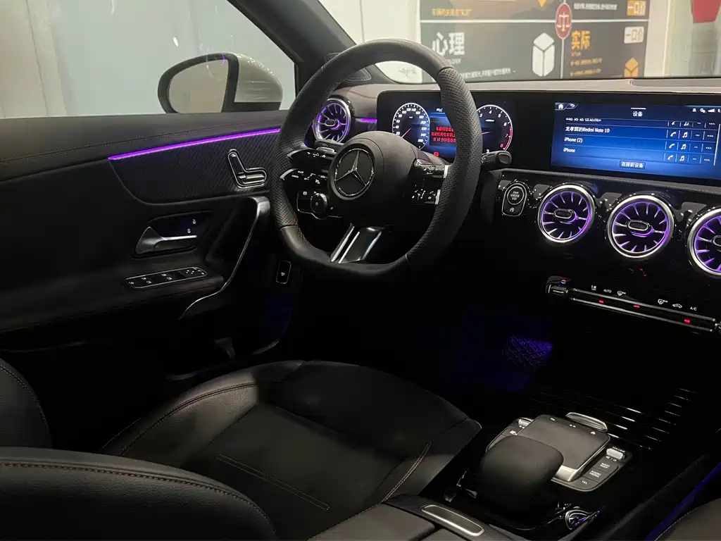 Mercedes-Benz A-Class — миниатюра 9