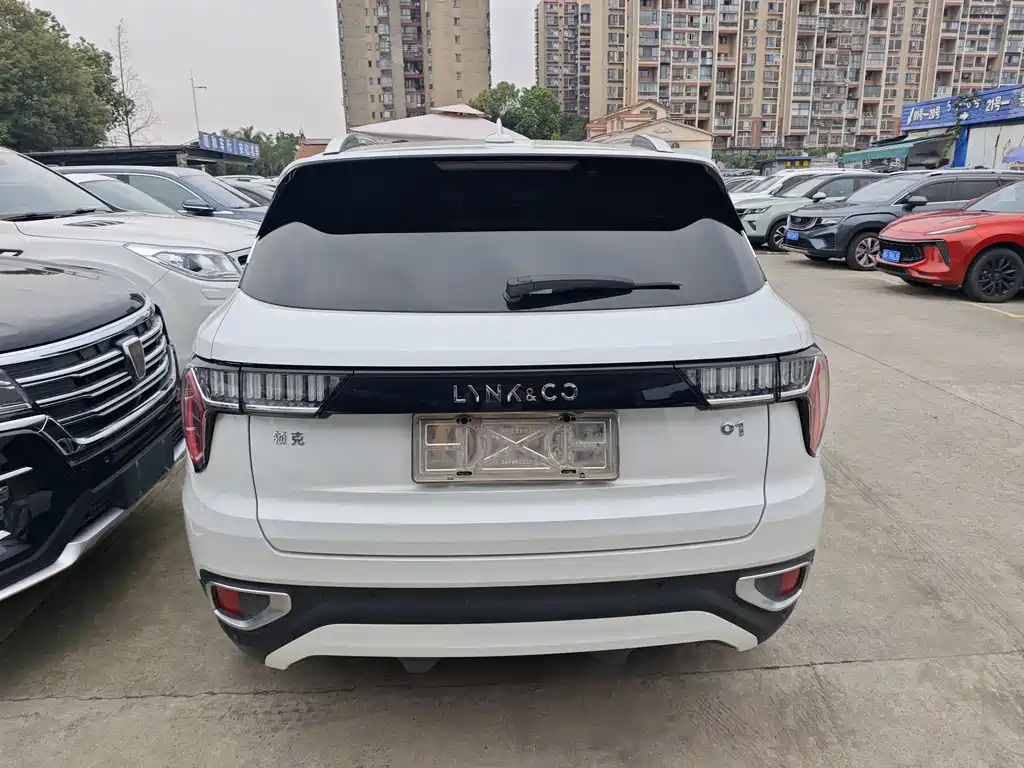 Lynk & Co 01 — миниатюра 15