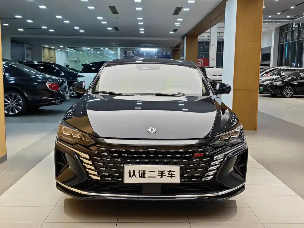 DONGFENG YI HYUN MAX