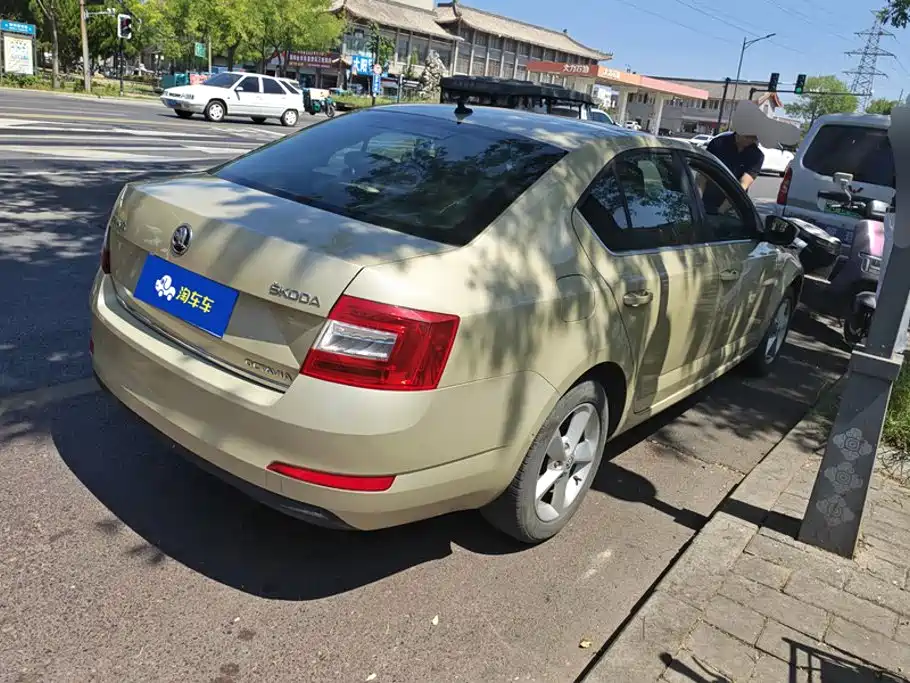 Skoda Octavia — миниатюра 3