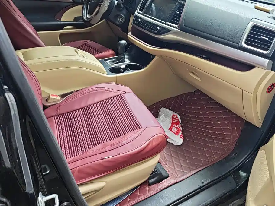 Toyota Highlander — миниатюра 8