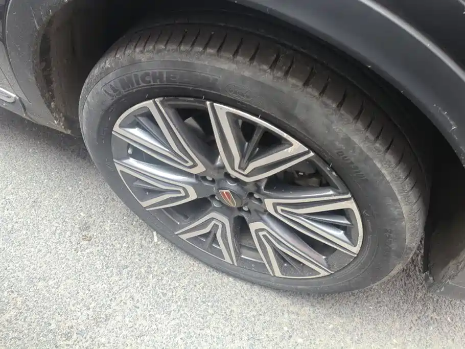 Hongqi Hongqi HS5 — миниатюра 6