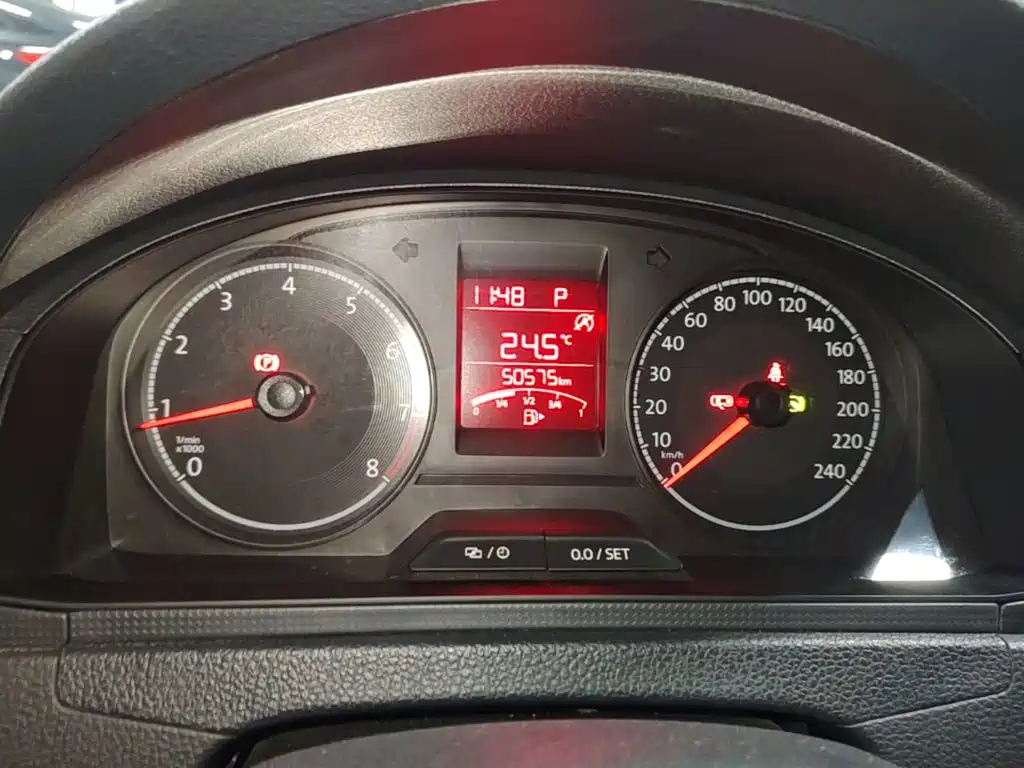 Volkswagen Santana — миниатюра 12