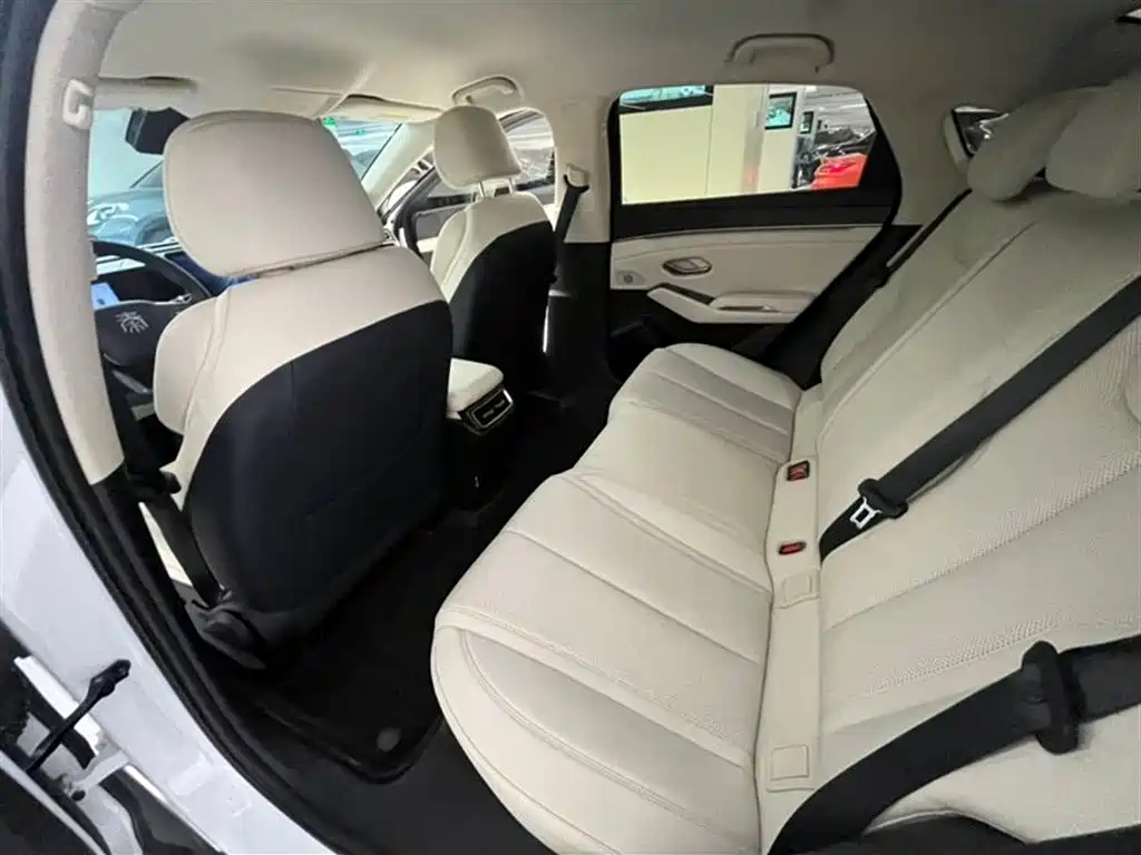 BYD Qin L L 2025 DM-i Smart Drive 80KM Lead