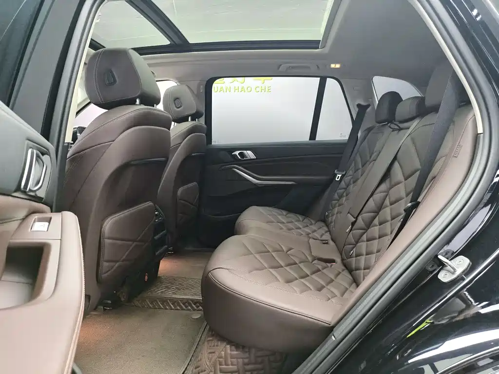 BMW X5 2022 xDrive 30Li M Sport